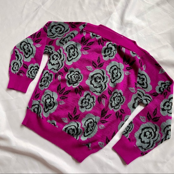 Vintage Sweaters - Vintage 80’s Pink & Grey Floral Sweater